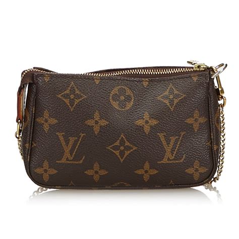 louis vuitton vintage look outfit dive|louis vuitton pochette accessories.